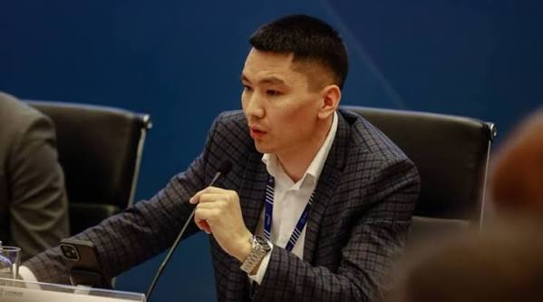 Бакрасов Аржан Иванович — КПРФ.